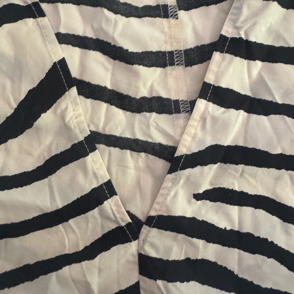 H&M Black‎ and White Striped Dress - Picture 4 of 5